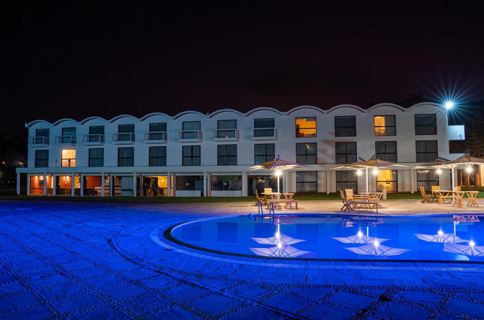 Hotel Bth 4*